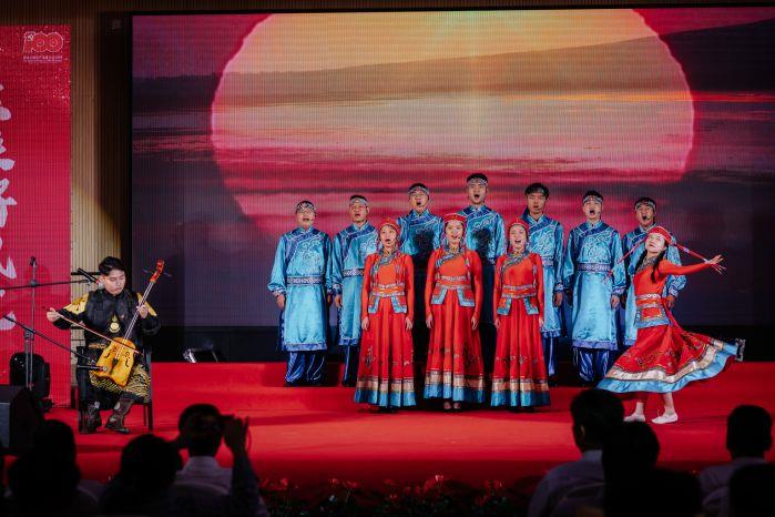 18、《草原上升起不落的太阳》青海分公司 18、《草原上升起不落的太阳》青海分公司